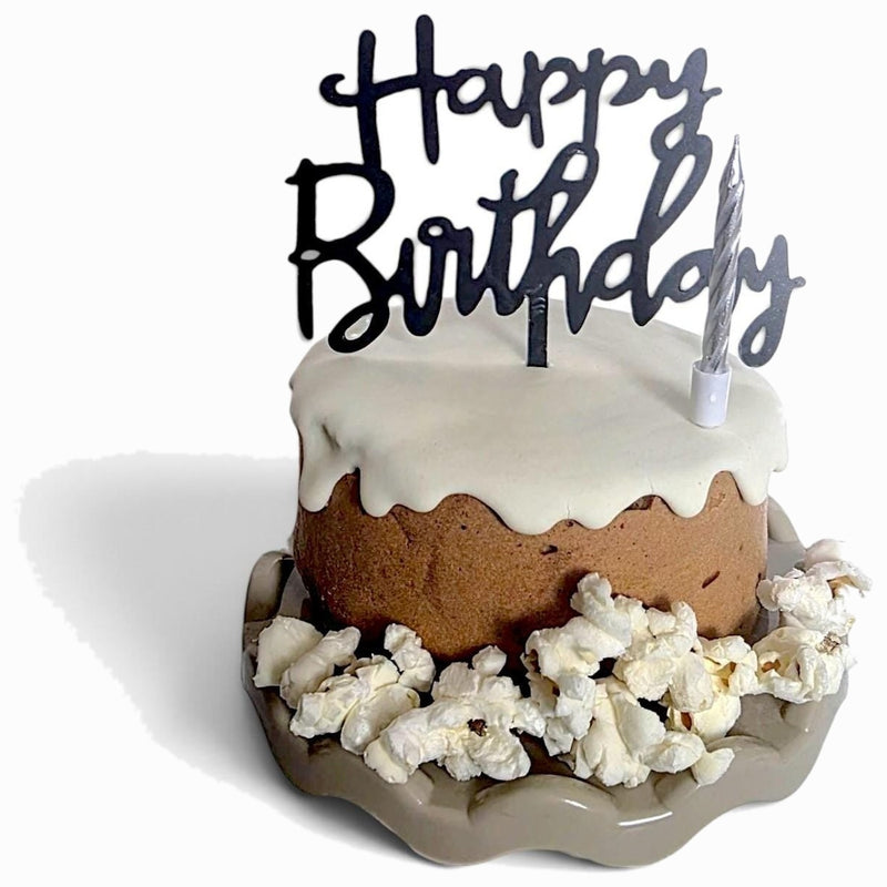 Gourmet Dog Birthday Cake Treat Box With Peanut Butter Popcorn - Woof&Crunch