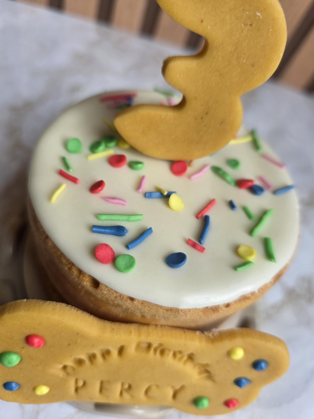 Personalised Dog Birthday Sprinkle Cake - Woof&Crunch
