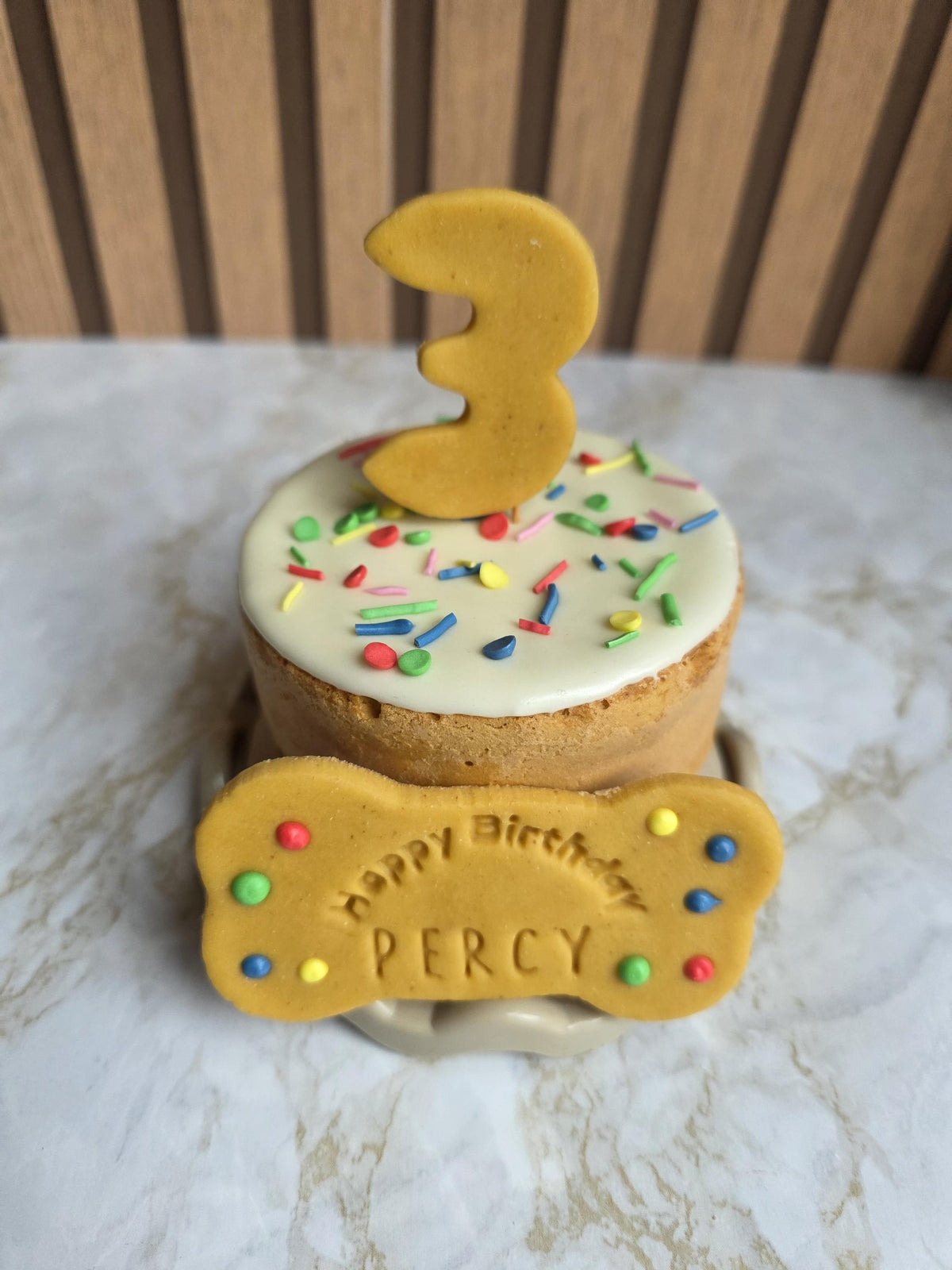 Personalised Dog Birthday Sprinkle Cake - Woof&Crunch