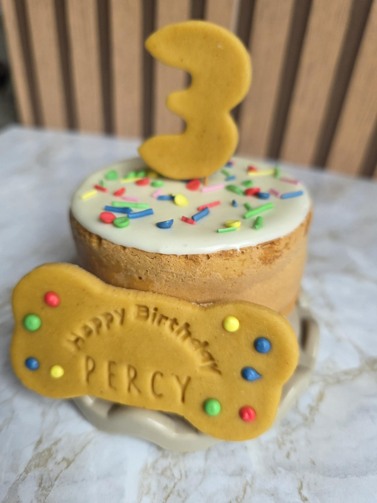 Personalised Dog Birthday Sprinkle Cake - Woof&Crunch