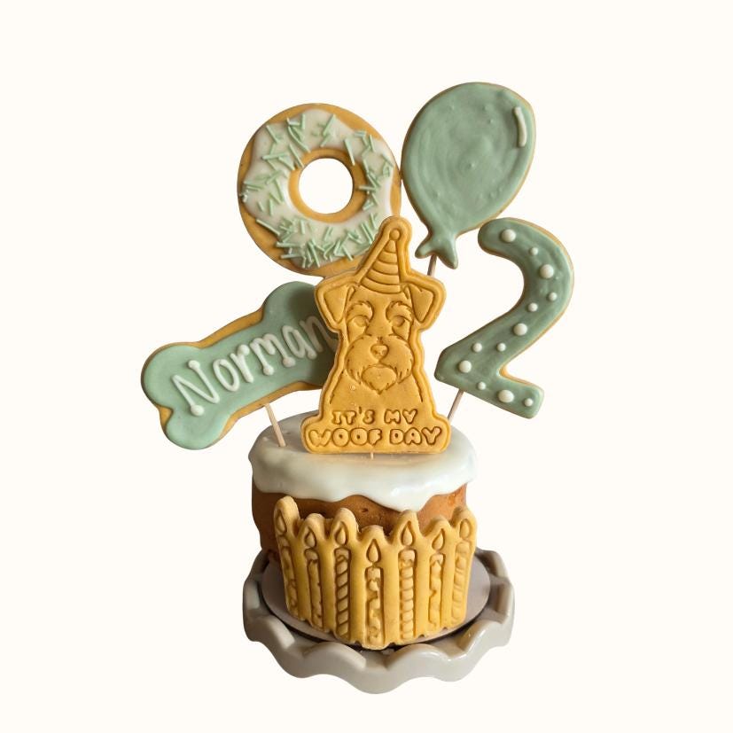 Personalised Dog Breed Birthday Cake - Woof&Crunch