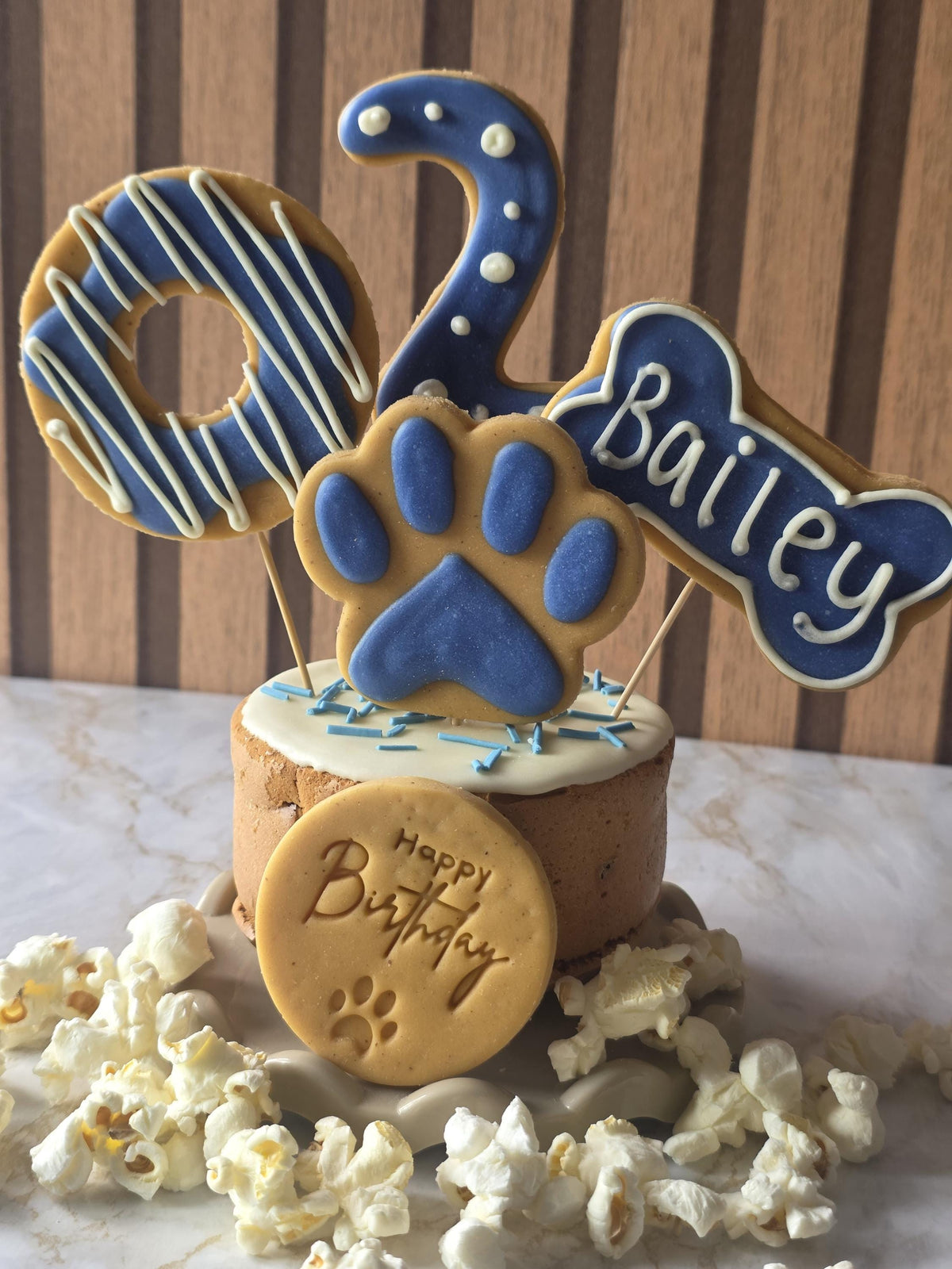 Dog Birthday Cake Treat Box with Iced Biscuit Toppers - Woof&Crunch