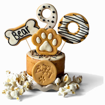 Personalised Dog Birthday Cake With Biscuit Toppers - Woof&Crunch